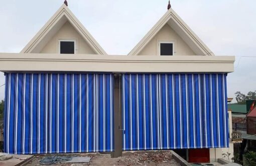 Bạt cuốn che nắng mưa