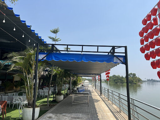 Mái Xếp Nhà Hàng Dĩ An