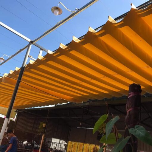 mai xep nha hang quan 12