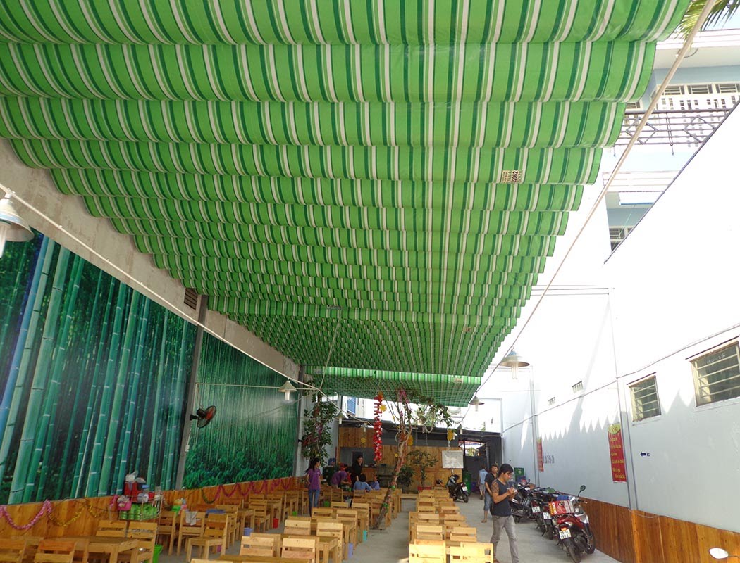 mai xep nha hang quan 12