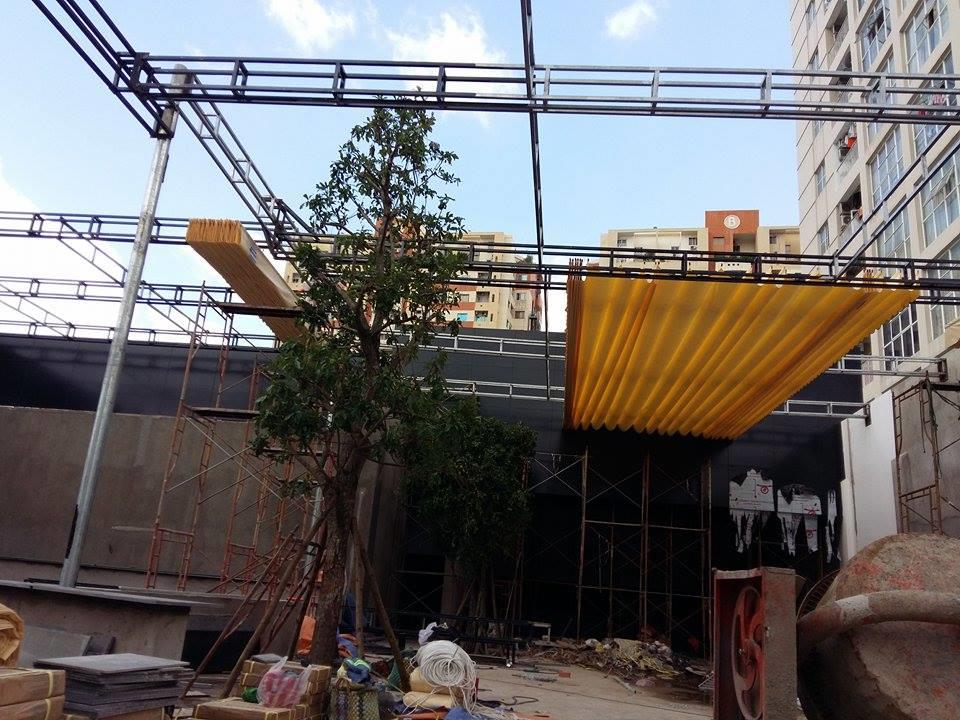 mai xep nha hang quan 2
