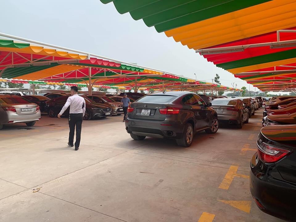 mai xep nha xe binh duong