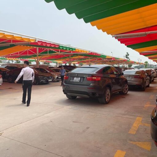 mai xep nha xe quan 7