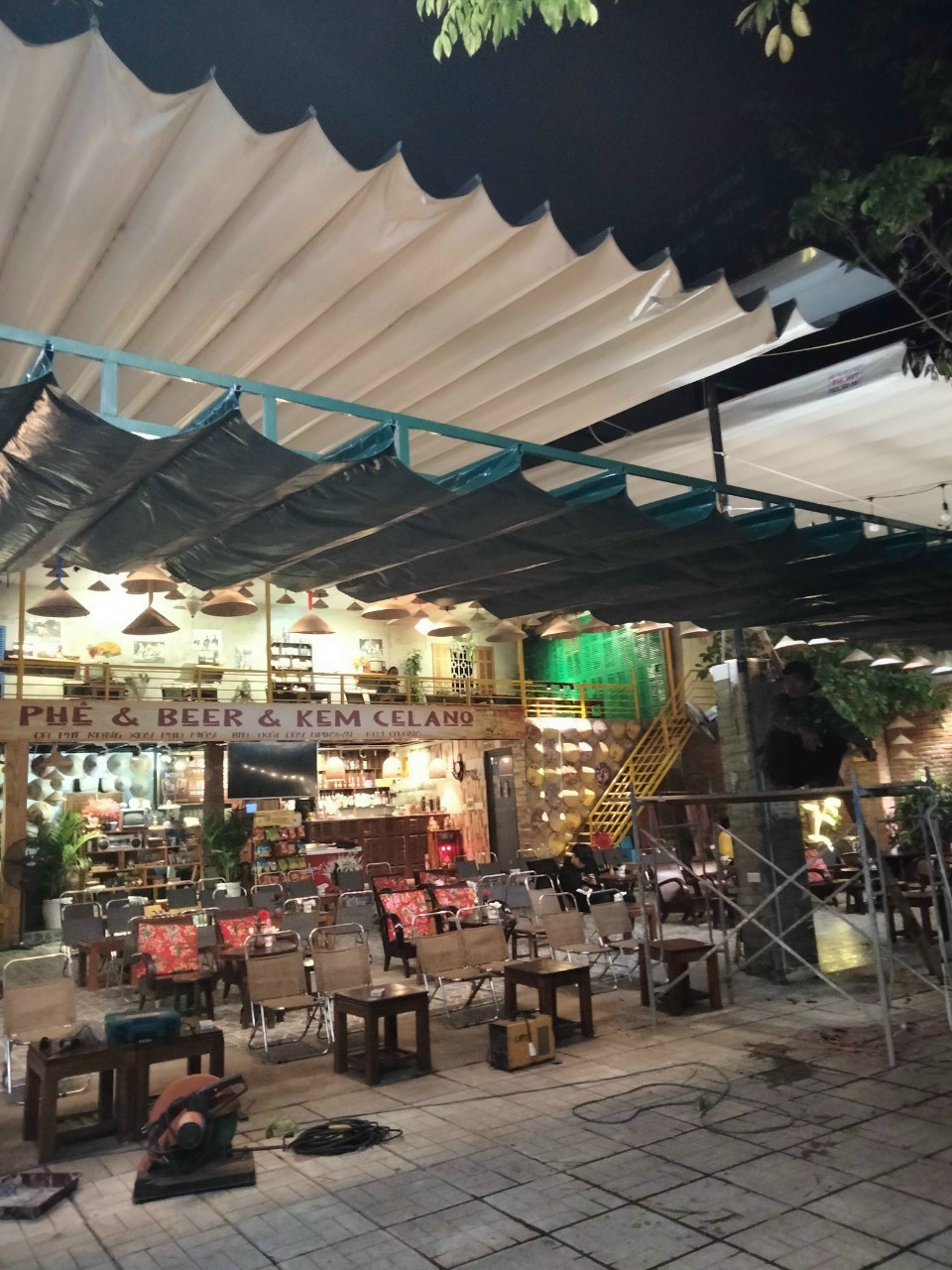 mai xep quan cafe quan 4
