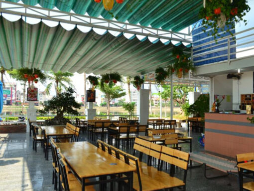 Mái Xếp Quán Nhậu Phú Nhuận