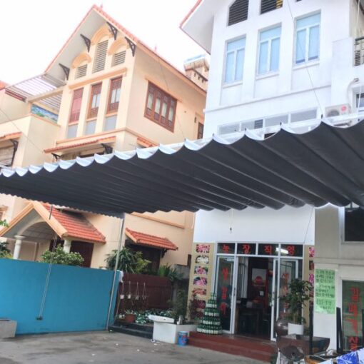 Mái xếp sân nhà Quận 7