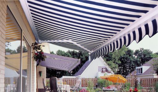 Mái hiên Quận 12